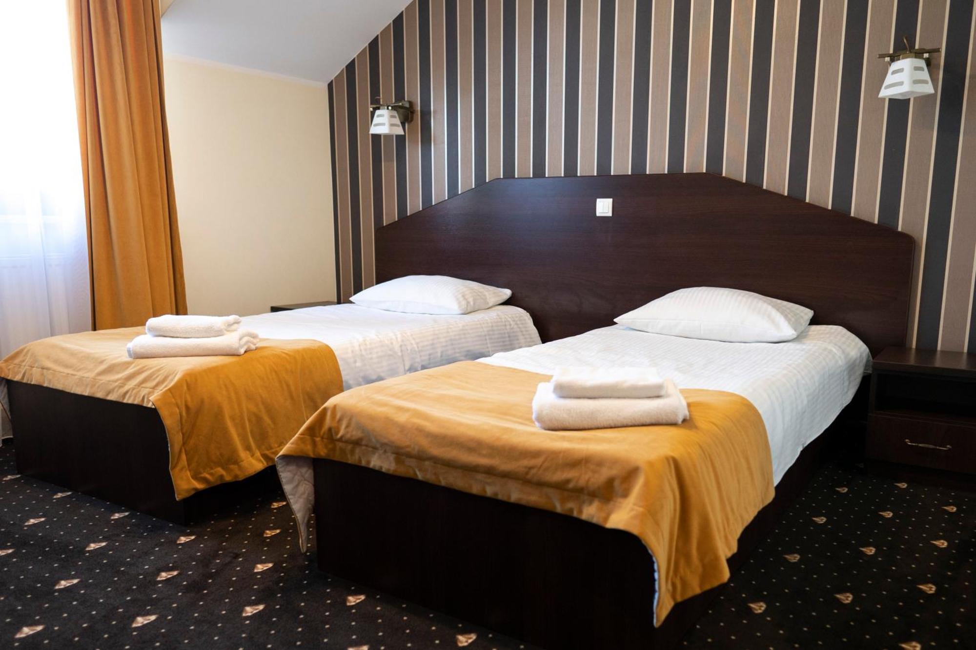 Hotel Podzamcze Góra Kalwaria Exterior foto